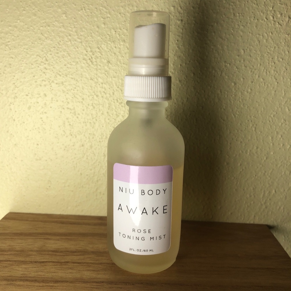 Niu Body Awake Rose Toning Mist